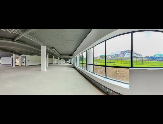3,817M² OFFICE TO LET IN VORNA VALLEY